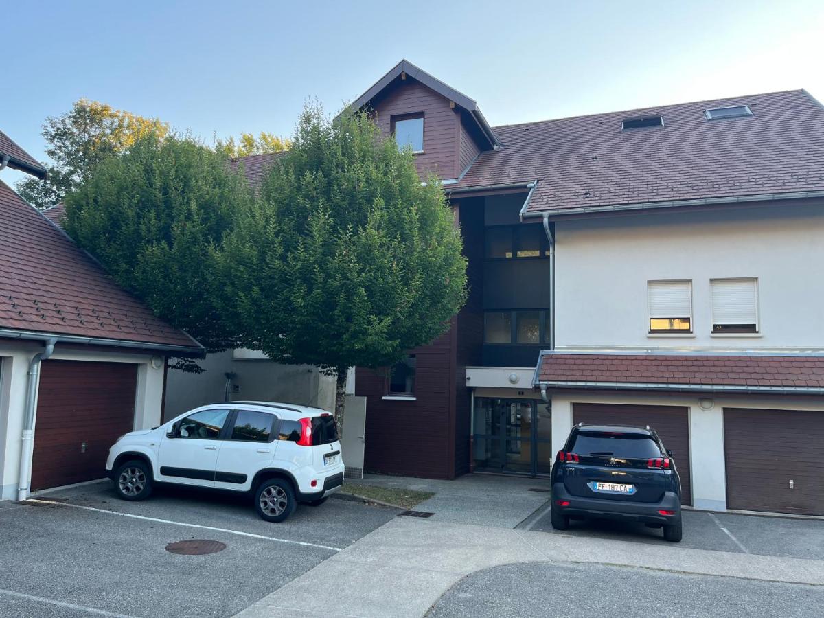 Entre Lac D'Annecy Et Montagnes, Golf Et Parapente A Pieds Talloires Exterior foto